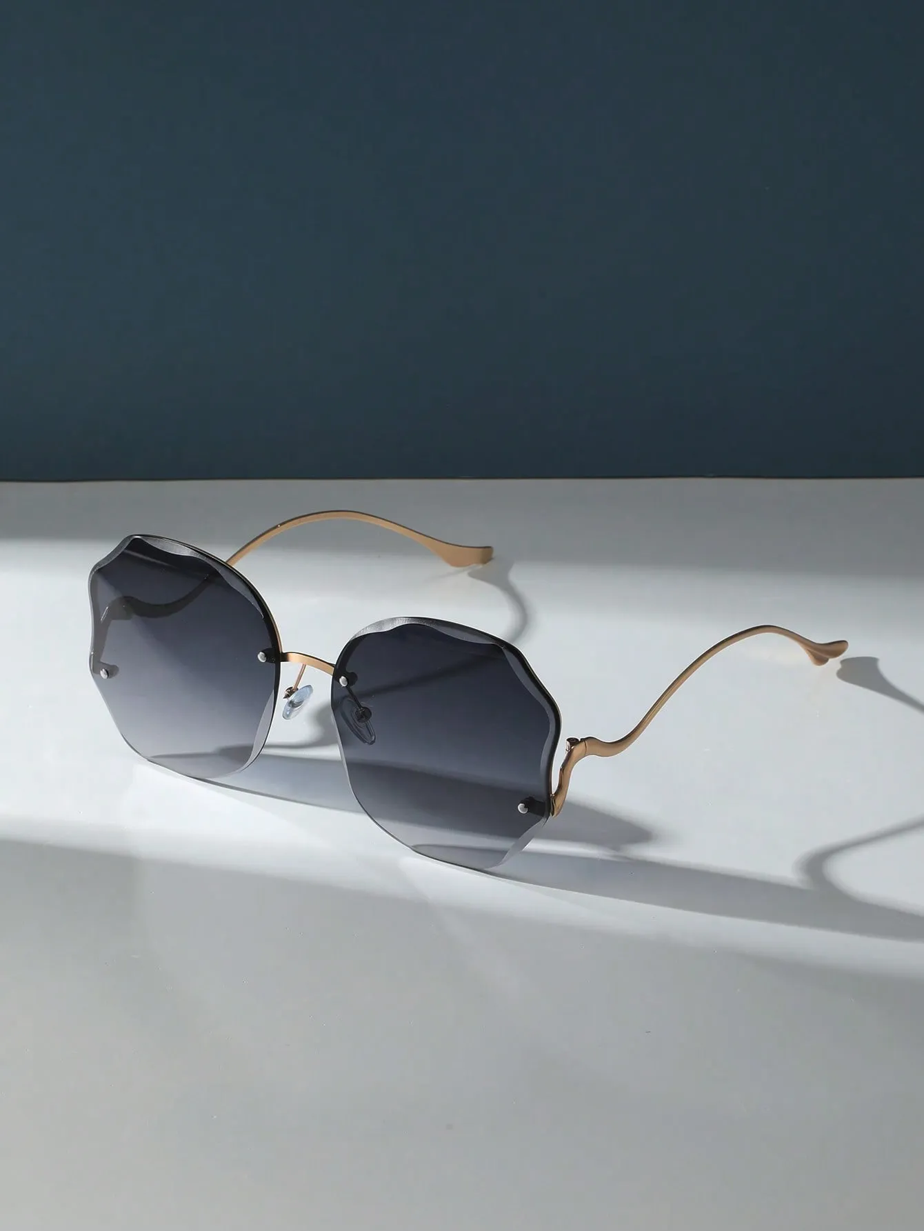 1pair Simple Rimless Fashion Glasses
