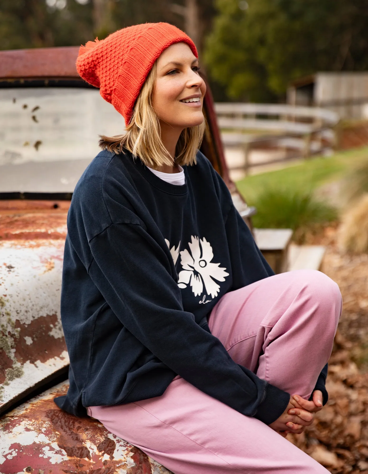 Amber Crew - Navy