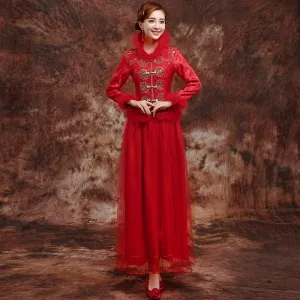 Brocade Top Tulle Skirt Chinese Wedding Dress with Fur Collar & Cuff