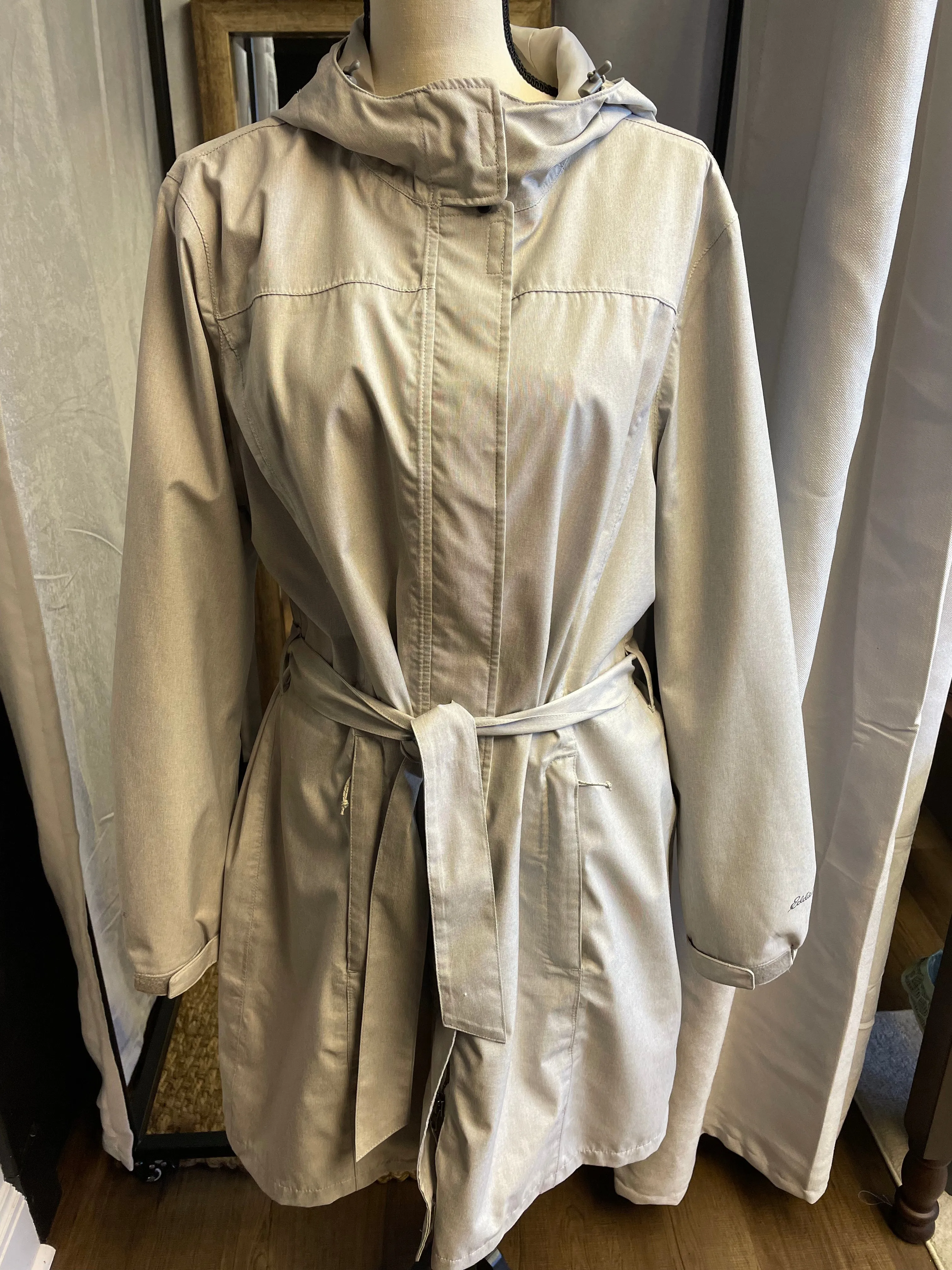 Eddie Bauer Weather Edge Belted Jacket (XL)