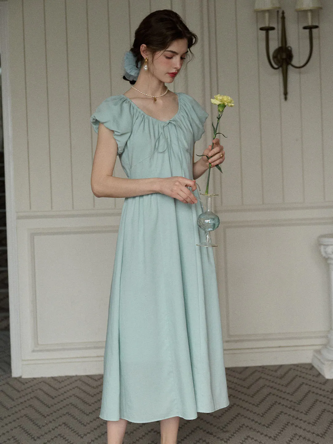 Elianna Bow V-neck Puff Sleeve A-line Dress- Mint Green