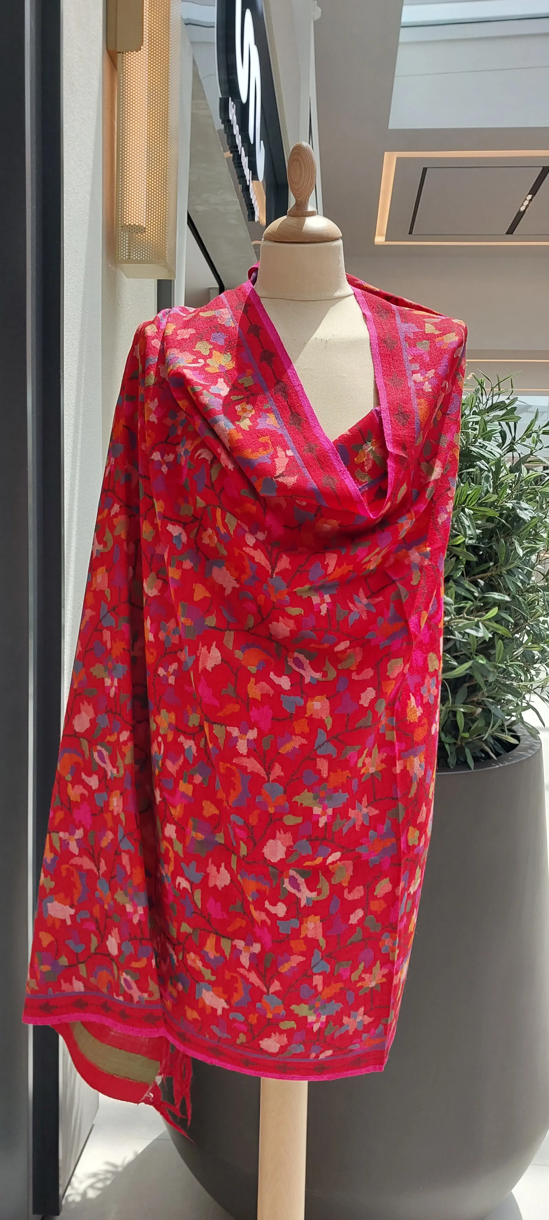 Emaan Red Vibrant Kashmiri Kani Pashmina Shawl