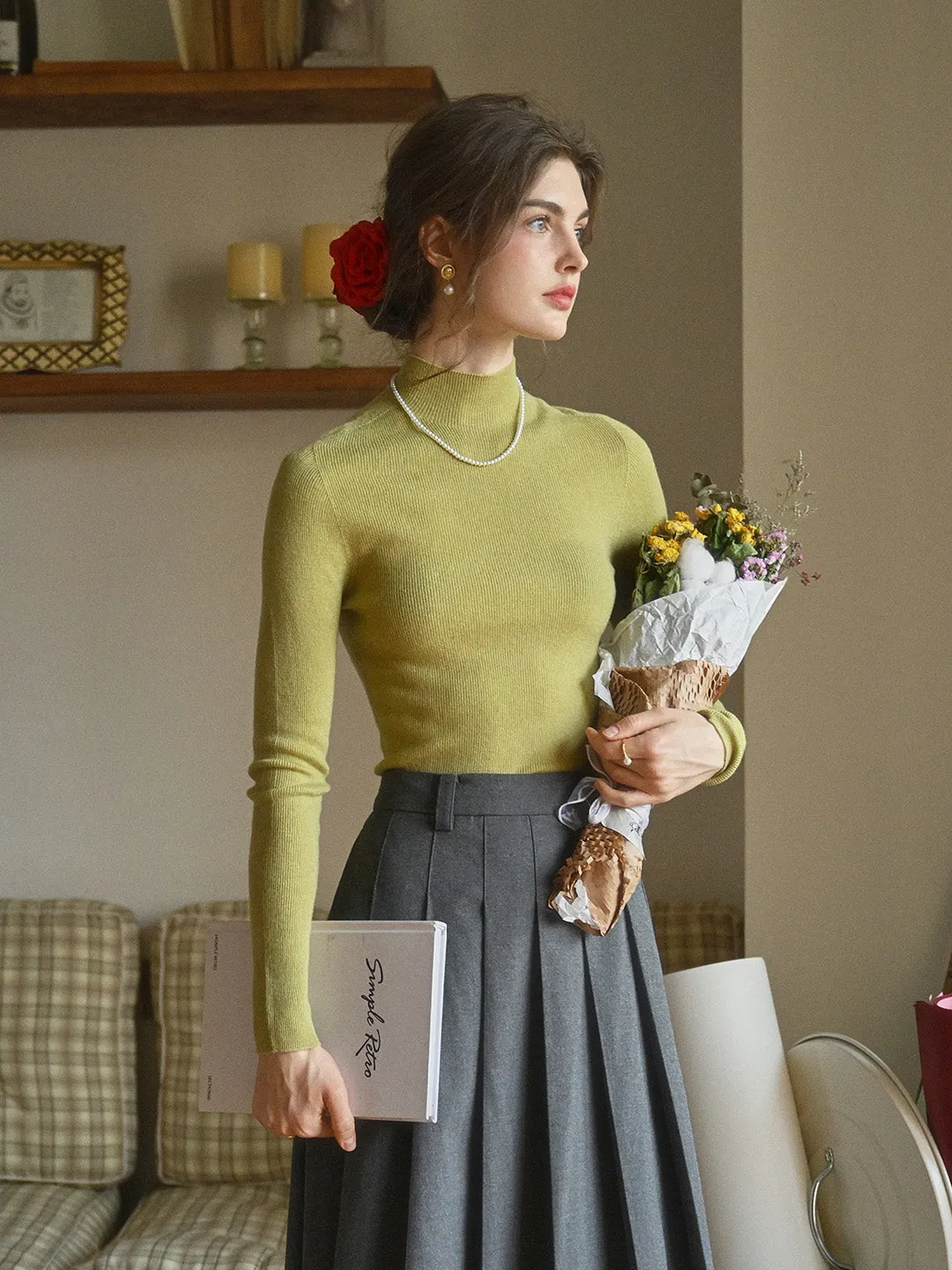 Erin 100% Wool Simple Mock Neck Slim Fit Sweater - Black