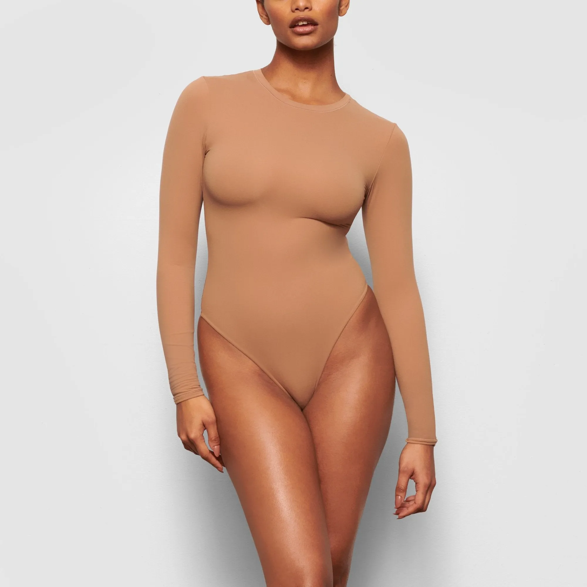 FITS EVERYBODY LONG SLEEVE CREW NECK BODYSUIT | SIENNA