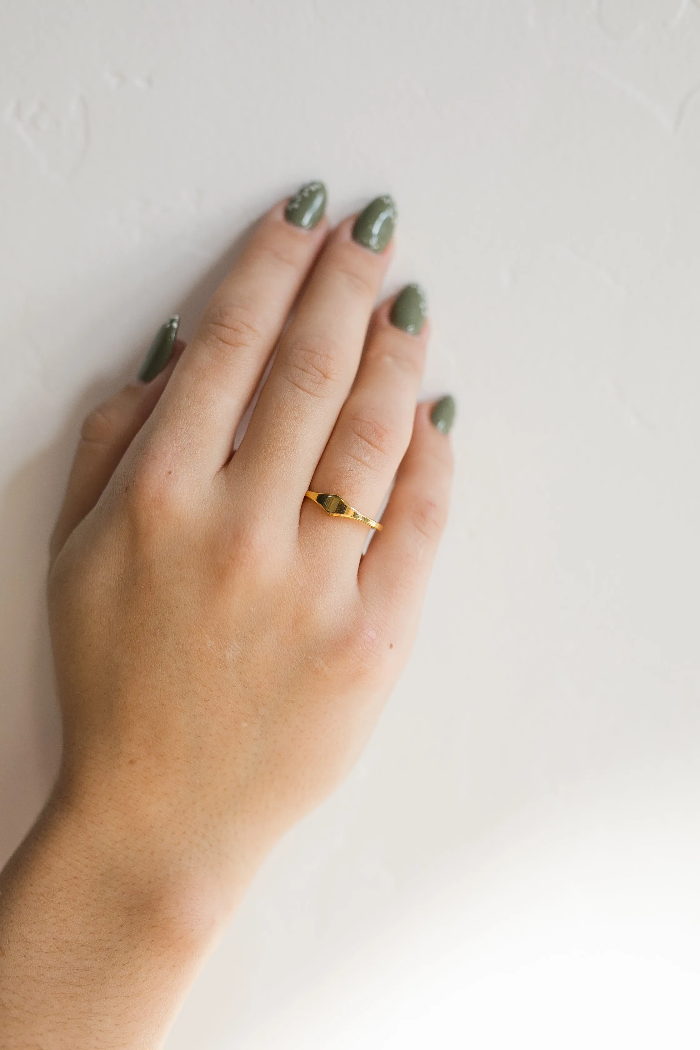 Louvre Simple Fashion Ring