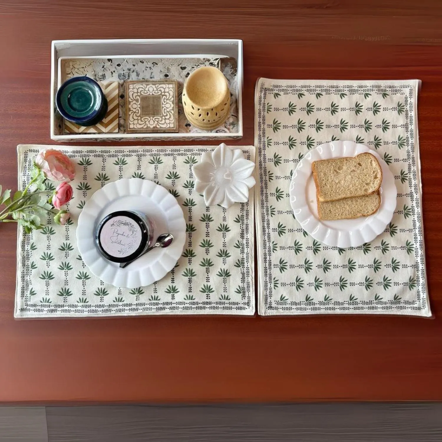 Palm Trees Printed Dining Table Placemats | Fern Green And White | 12"x18"
